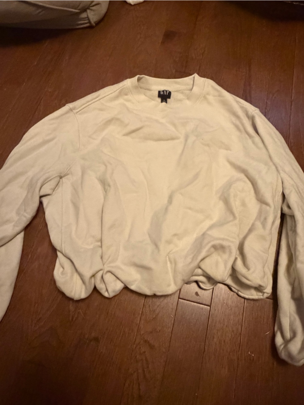 GAP Cream Crewneck Sweater - Soft Neutral Knit scrunched